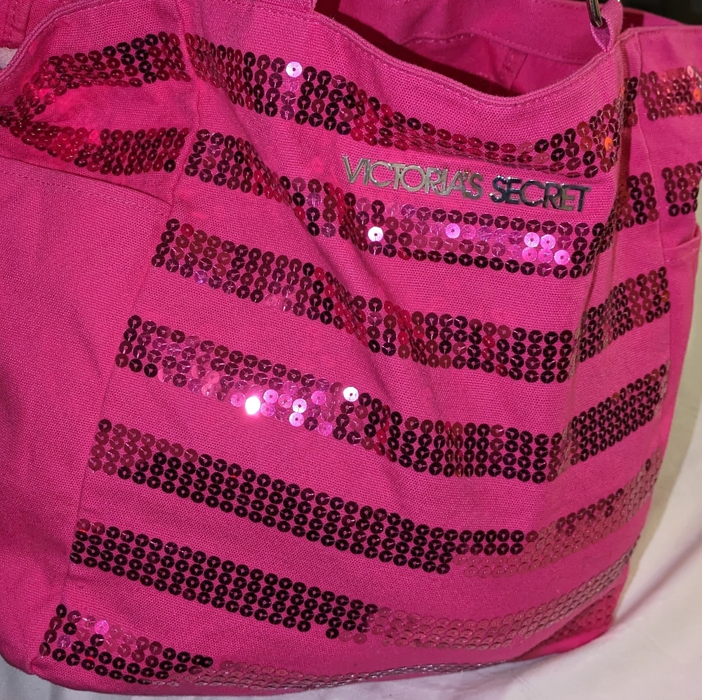 COPY - Victoria Secret Cosmetic/Perfume Tote